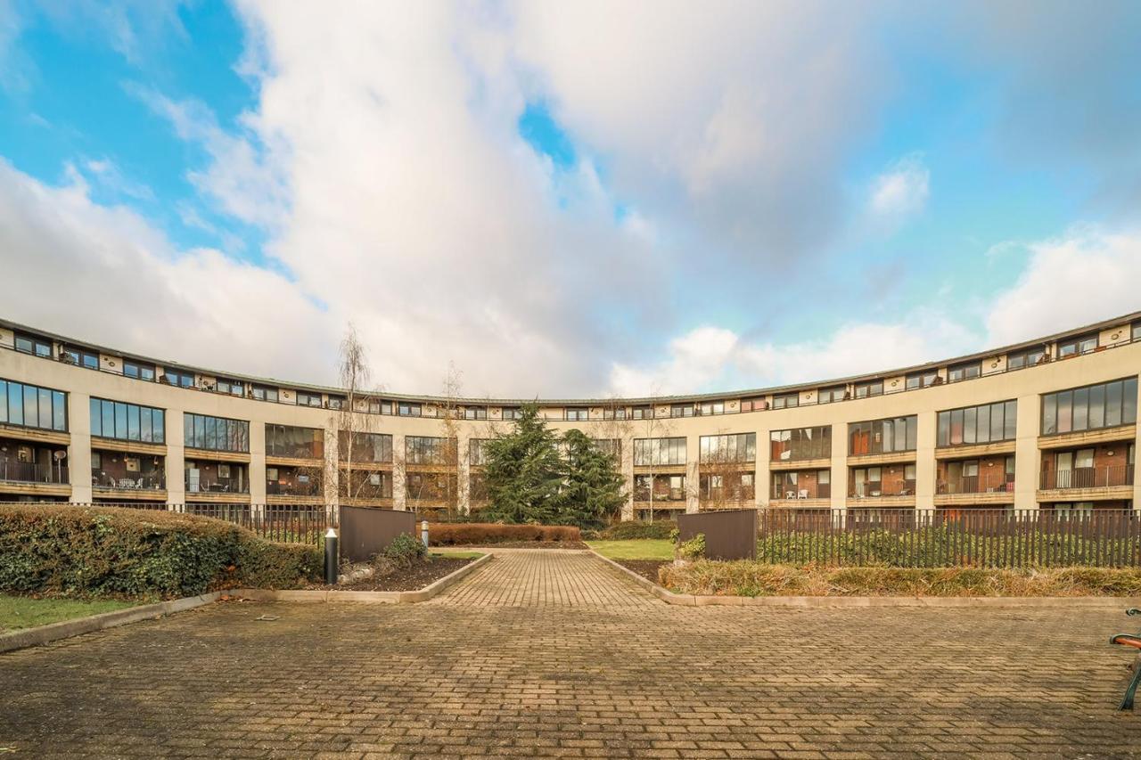 Huntley House Milton Keynes Exterior foto