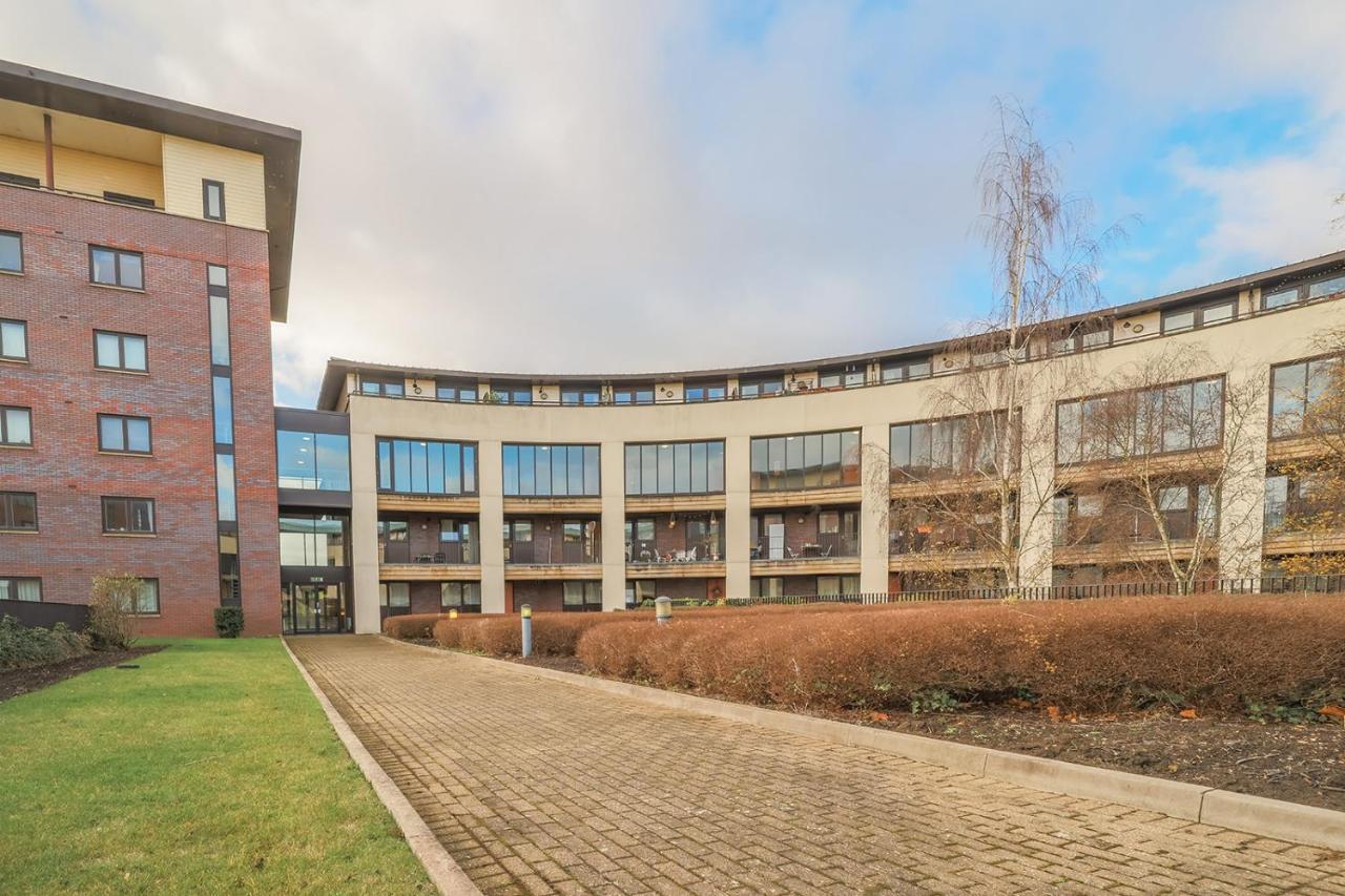Huntley House Milton Keynes Exterior foto